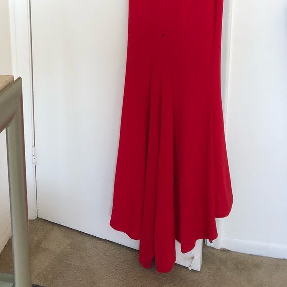 Beautiful evening gown size 8 - Picture 3 of 4